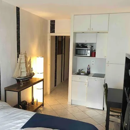 Studio Face Apartment *